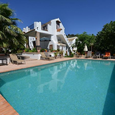 Bed and Breakfast Cortijo La Haza Iznájar Exterior foto