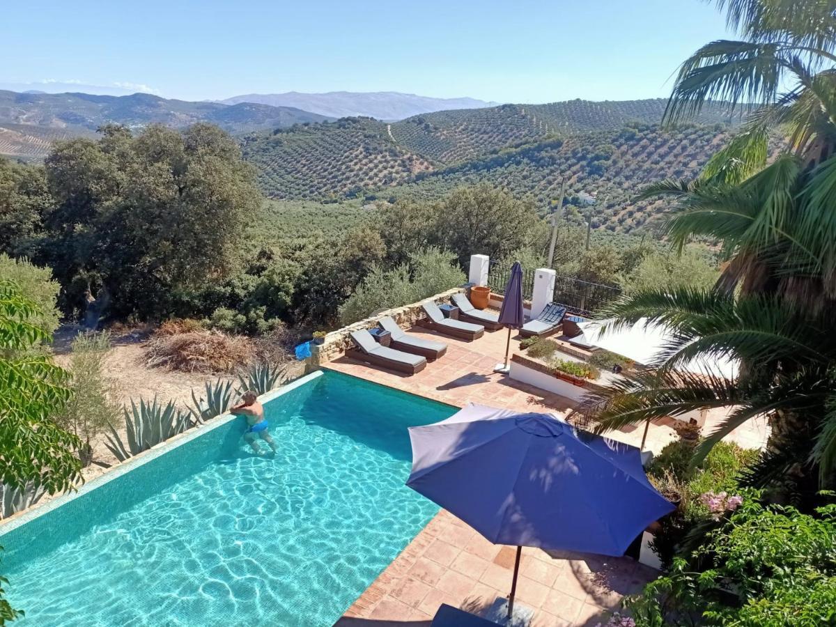 Bed and Breakfast Cortijo La Haza Iznájar Exterior foto